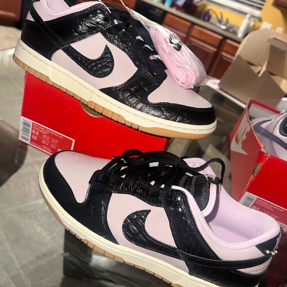 Nike Black and Light Pink Sneakers